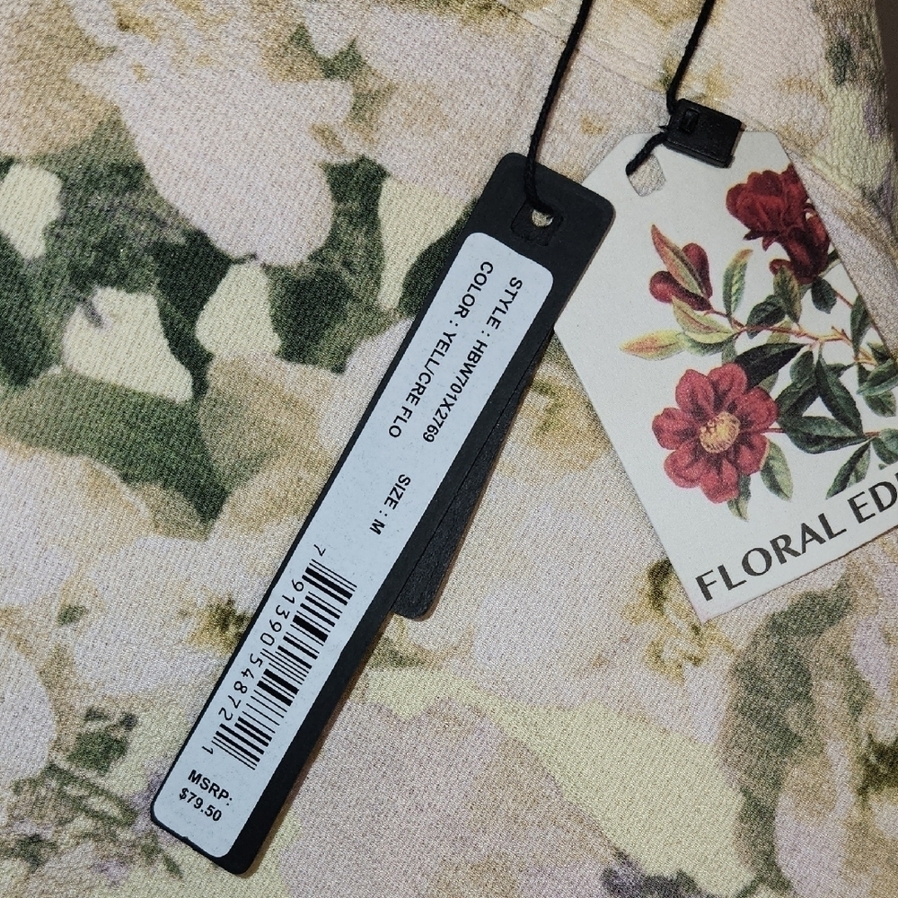 Elegant Floral Blouse - Cream and Green - Picture 8 of 11